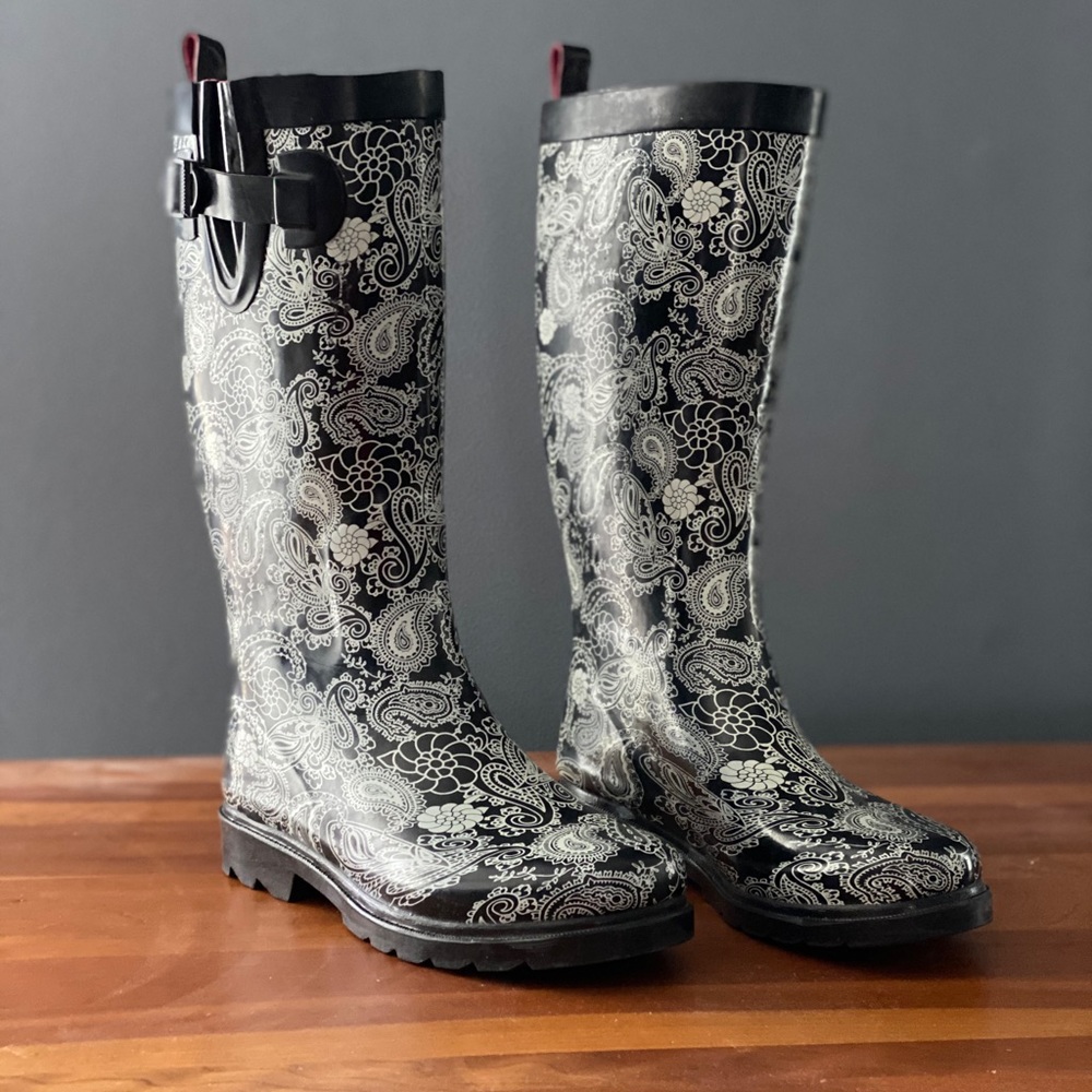Paisley rain boots